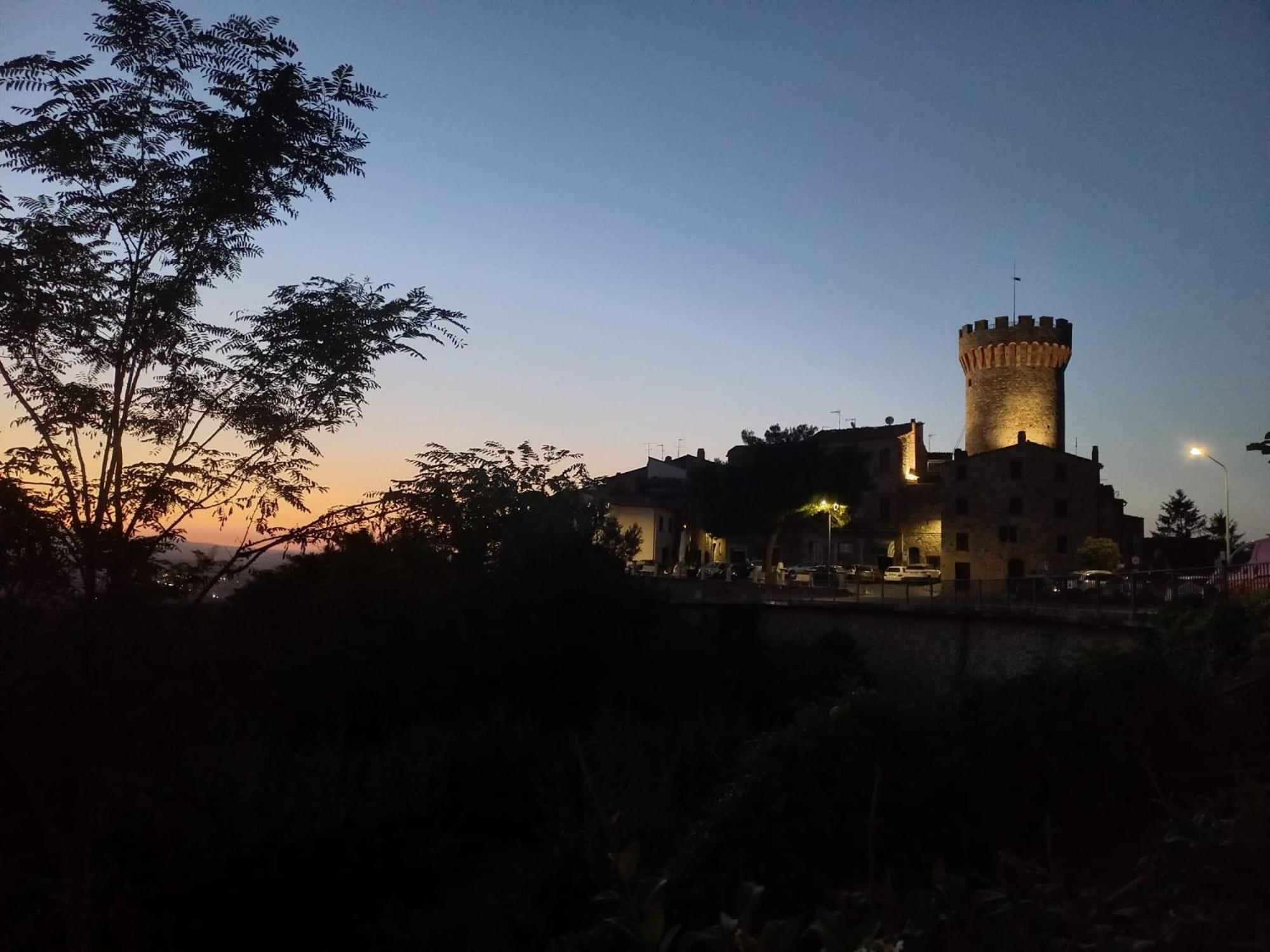Dalle Stelle Ficulle Bagian luar foto